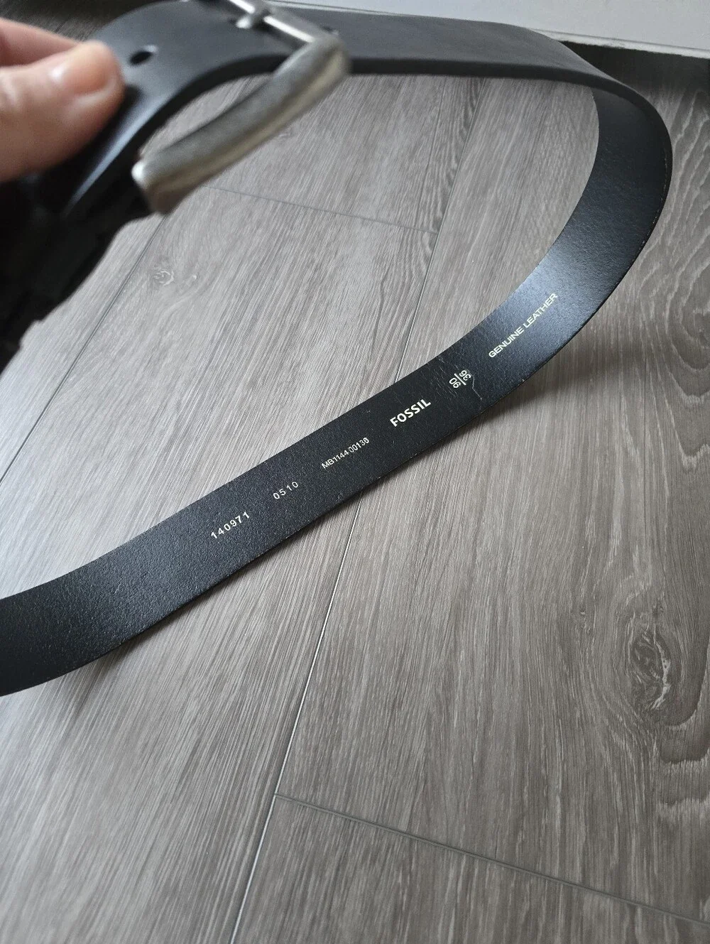 Fossil Mens Black Genuine Leather Belt Antique Silver Buckle Size 36